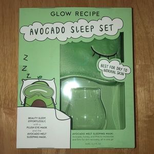 Glow Recipe Avocado Plush Eye Mask